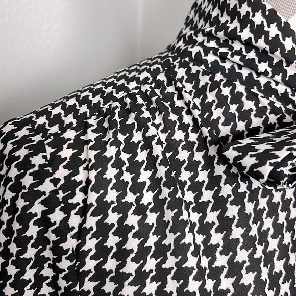 Kate Spade Houndstooth Dashing Beauty neck tie blouse black & white size Small - Picture 3 of 13